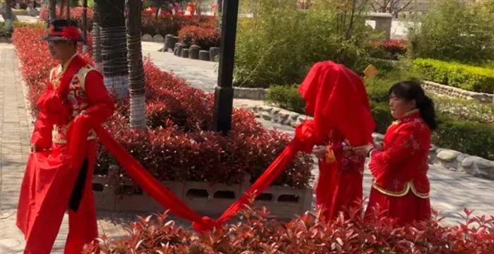 四月花开游地坑，陕州民俗闹满园！