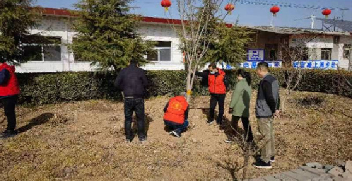 社会的进步需要全社会的共同参与和努力，为加强生态文明建设，在3月9日黄河公园管理处在三门峡市磁钟乡寺庄村开展“美丽中国·生态文明建设实践百场宣讲活动”。 图片  为给结对帮扶村群众营造整洁优美的生活环境，更好地履行社会责任，黄河公园管理处开展农村环境整治行动，将生态文明政策理论宣传与乡村振兴、企业发展、民生保障等结合起来，为寺庄村村内景观进行规划，商讨景观提升方案，制定适宜的帮扶计划。 图片  农